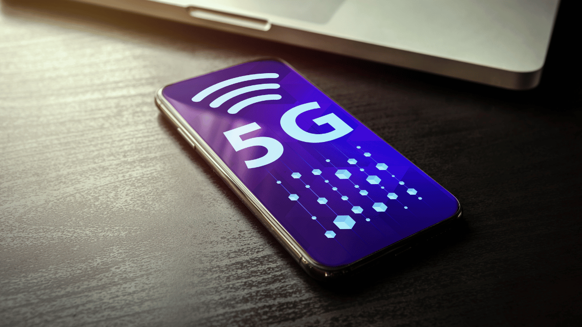 Read more about the article The Best Budget-Friendly 5G Smartphones in 2024